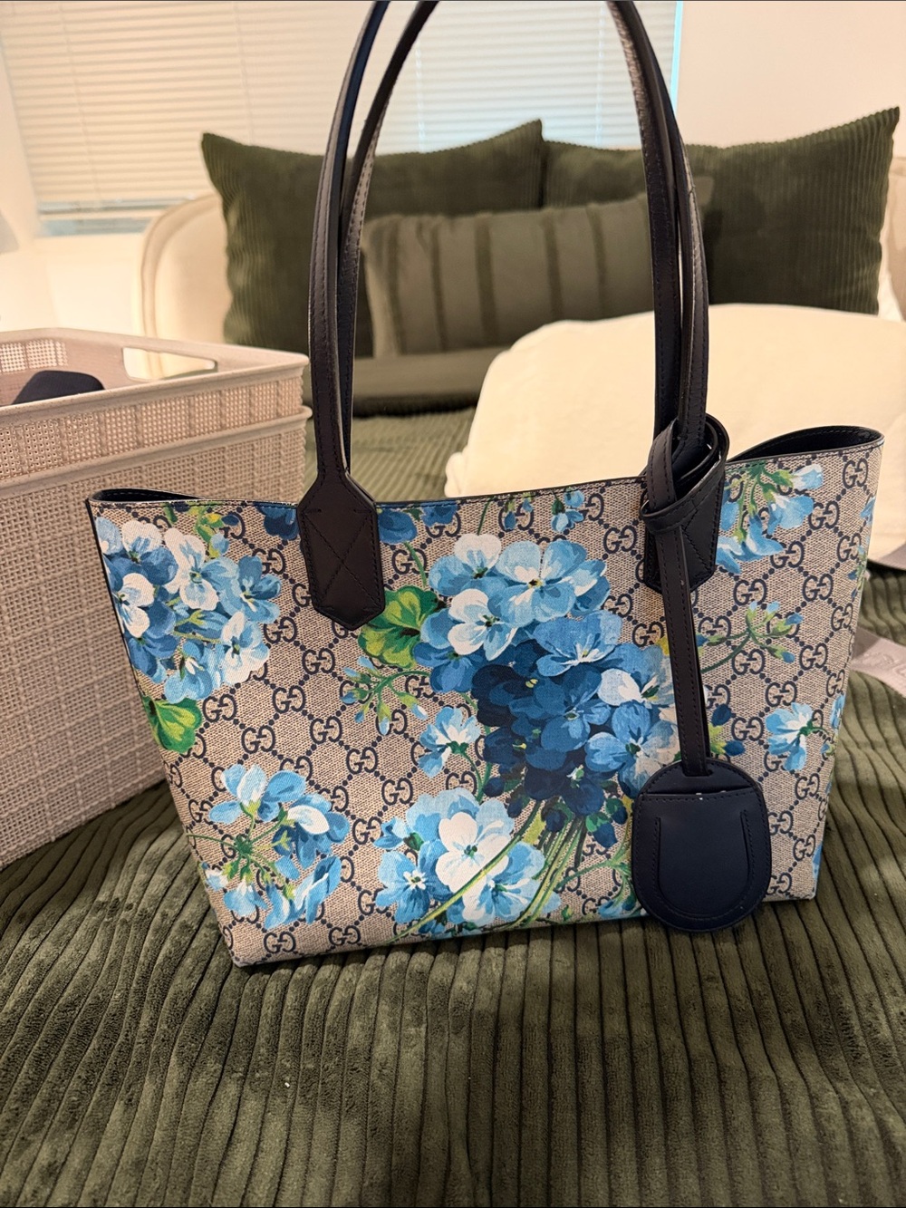 Gucci Floral GG Supreme Tote in Blue and Green